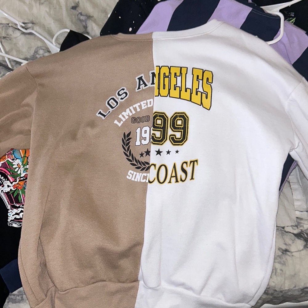 crew neck